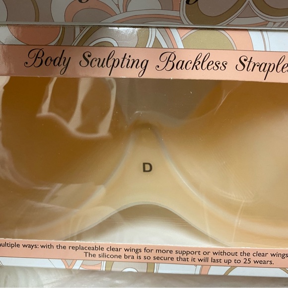 Fashion form silicone bra, strapless. Cup D. - Picture 2 of 3